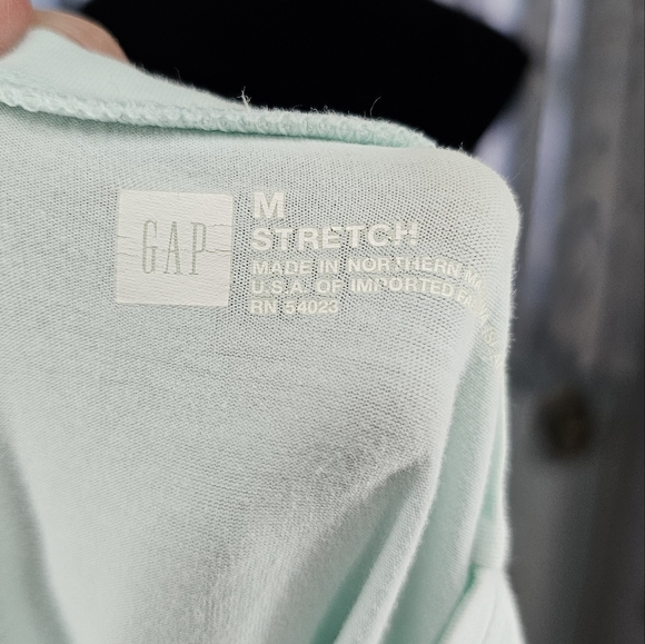 🧨 Gap Mint Green Stretch Long Sleeve Tee Athleisure - Picture 6 of 6